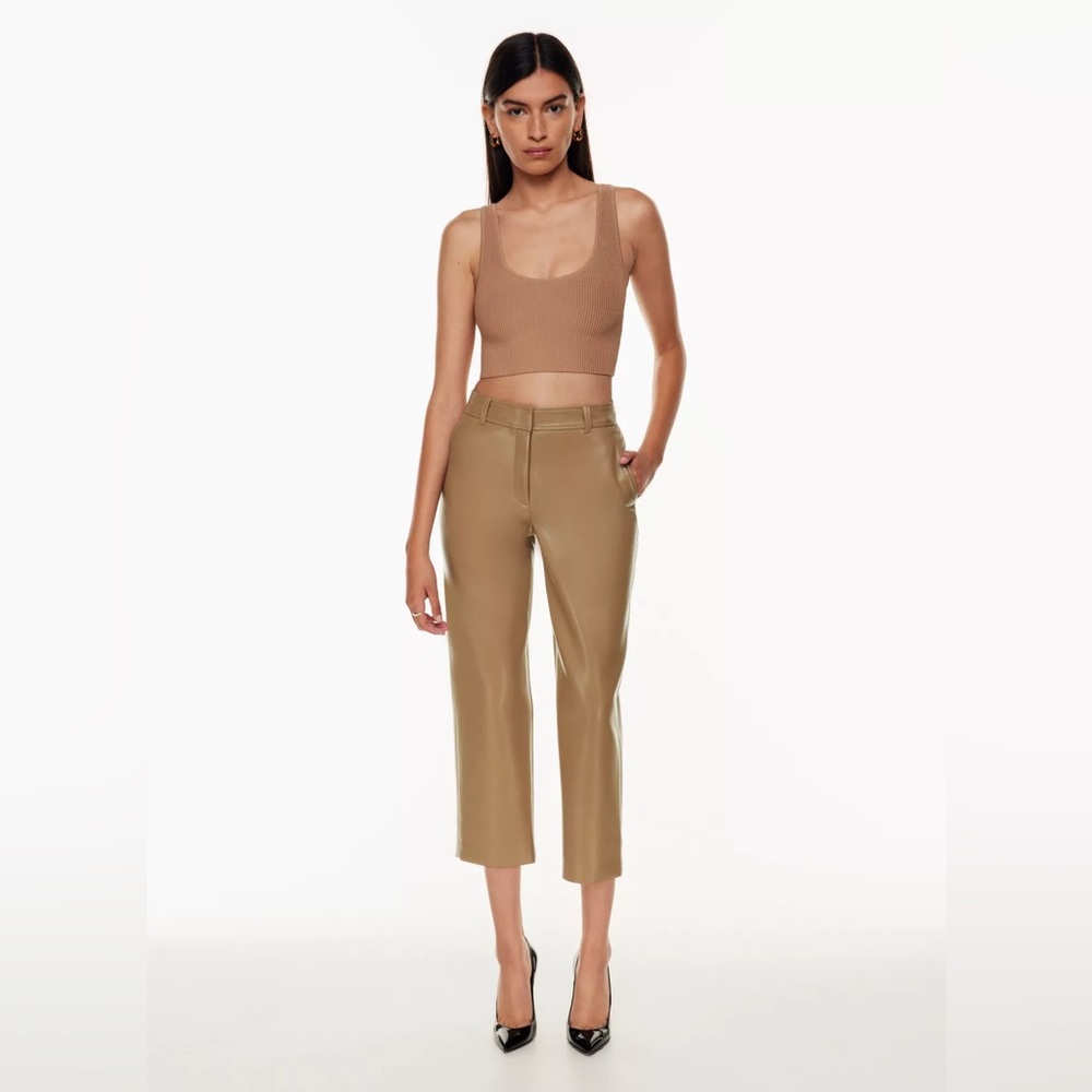 BABATON TAUPE Command Crop